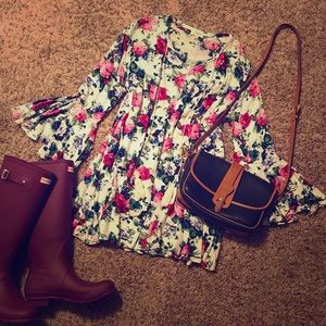 White Floral Bell Sleeve Tunic Dress